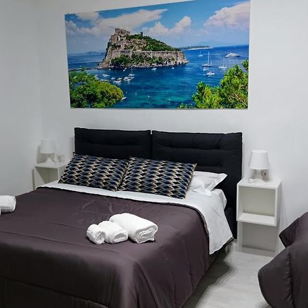Il Salotto Di Chiaia Hotel Naples Luaran gambar