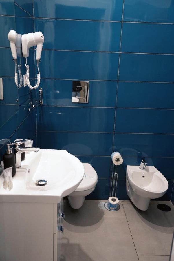Il Salotto Di Chiaia Hotel Naples Luaran gambar