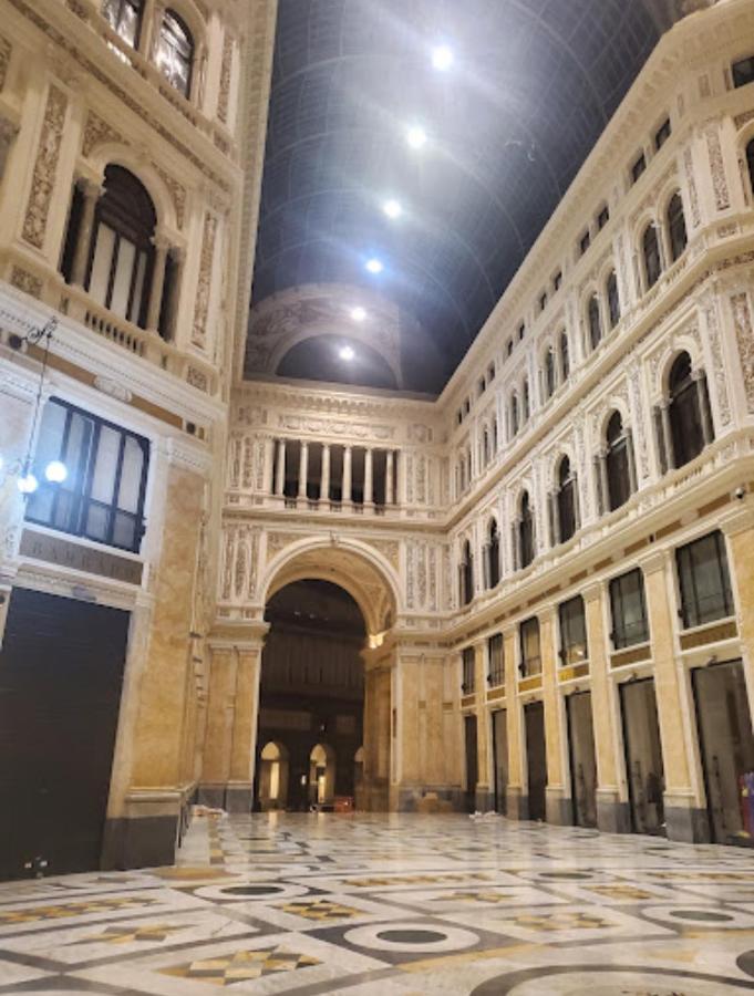 Il Salotto Di Chiaia Hotel Naples Luaran gambar