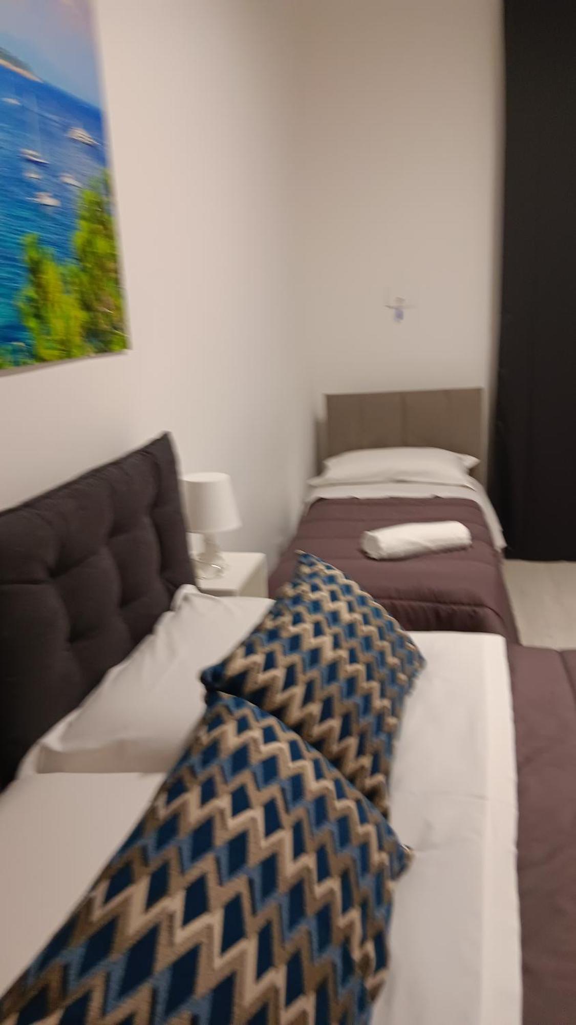 Il Salotto Di Chiaia Hotel Naples Luaran gambar